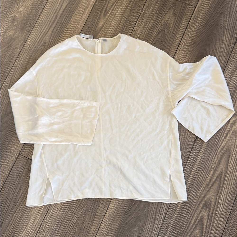 Vince Cream pure silk Blouse size medium - Picture 2 of 14